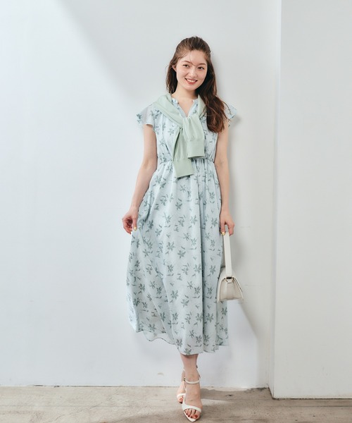 12Twelve Agenda(トゥエルブ アジェンダ)の「キーネック花柄ワンピース(ワンピース・レディース・グリーン/ブラック・M)」の21枚目の写真