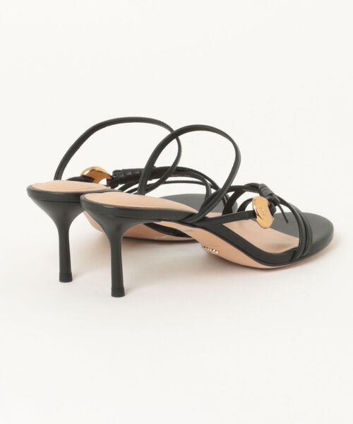 CHARLES & KEITH(チャールズ & キース)の「Adema アデマ ストラッピー ヒールミュール(サンダル・レディース・ブラック/ブラウン・23cm/22.5cm/25cm/24.5cm/23.5cm)」の3枚目の写真