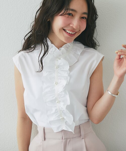 La boutique BonBon(ラブティックボンボン)の「【取り外せるフリル】フリルタイノースリ2WAYブラウス(シャツ/ブラウス・レディース・サックスブルー/ネイビー/ホワイト・FREE)」の1枚目の写真