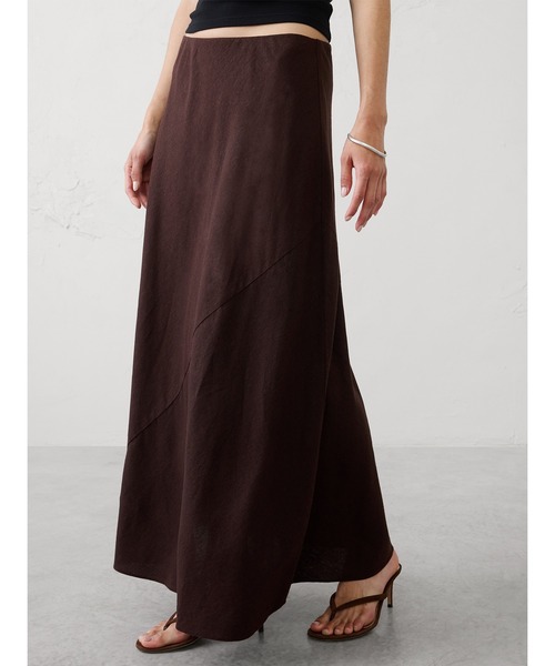 BANANA REPUBLIC FACTORY STORE(バナナリパブリック ファクトリーストア)の「BANANA REPUBLIC FACTORY STORE リネンブレンド プルオンマキシスカート(スカート・レディース・ブラウン/ブルー/ブラウン系その他・XS/S/M/L)」の1枚目の写真