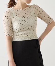 ビアズリー  ドットカットソー オフホワイト BEARDSLEY（ビアズリー）の「後ろパールドットボタンカットソー（T