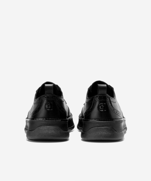 COLE HAAN(コールハーン)の「ゼログランド レラ ウィングチップ オックスフォード womens(ドレスシューズ・レディース・ブラック・5.5/6/6.5/7/7.5/8.5/5)」の4枚目の写真