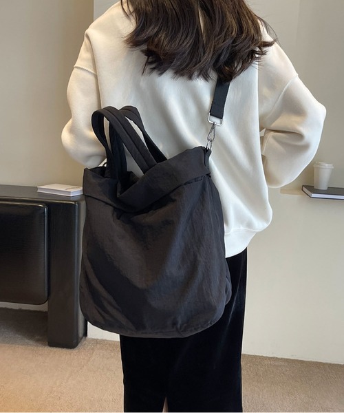 LA VORAGINE(ラ ヴォラジネ)の「2way大容量 シャカシャカビッグトートバッグショルダーバッグ(ショルダーバッグ・レディース・グリーン/ブラック/ベージュ・FREE)」の14枚目の写真