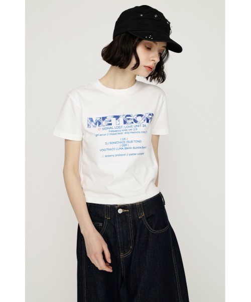 SLY(スライ)の「PATTERN LOGO COMPACT T/SH パターンロゴコンパクトTシャツ 春服 夏服(Tシャツ/カットソー・レディース・ブラック/ライトブルー/ホワイト/ブラウン・FREE)」の8枚目の写真