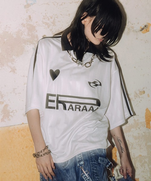 ERAR（エラー）の「【ERAR】ハートロゴデザイン半袖ユニフォームTシャツ（シャツ/ブラウス・メンズ・ホワイト/ブラック・S/L/M/XL）」の8枚目の写真