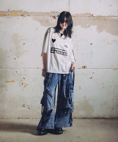 ERAR（エラー）の「【ERAR】ハートロゴデザイン半袖ユニフォームTシャツ（シャツ/ブラウス・メンズ・ホワイト/ブラック・S/L/M/XL）」の12枚目の写真