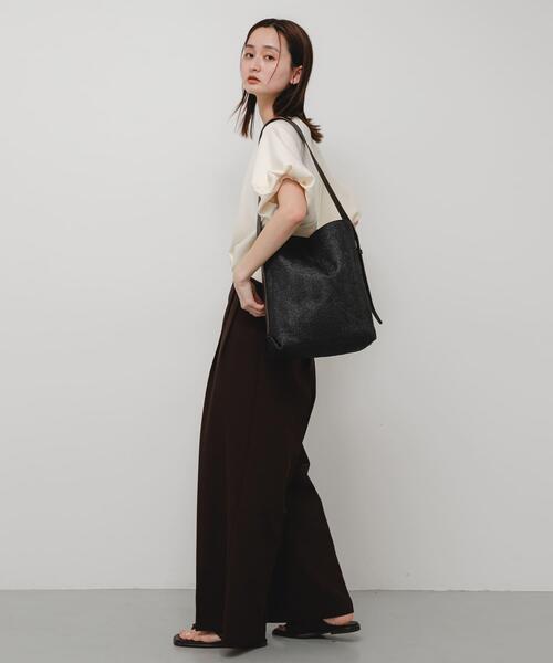 SENSE OF PLACE by URBAN RESEARCH(センスオブプレイスバイアーバンリサーチ)の「雑材マルチショルダーバッグ(ショルダーバッグ・レディース・ベージュ/ブラック・ONE)」の16枚目の写真