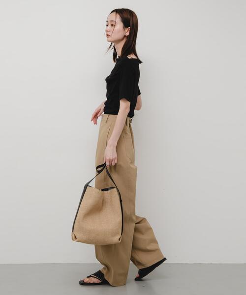 SENSE OF PLACE by URBAN RESEARCH(センスオブプレイスバイアーバンリサーチ)の「雑材マルチショルダーバッグ(ショルダーバッグ・レディース・ベージュ/ブラック・ONE)」の9枚目の写真