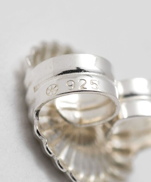 Steven Alan(スティーブンアラン)の「<Sisi Joia>TAMARI EARRIINGS/ピアス(ピアス(両耳用)・レディース・イエロー・FREE)」の6枚目の写真