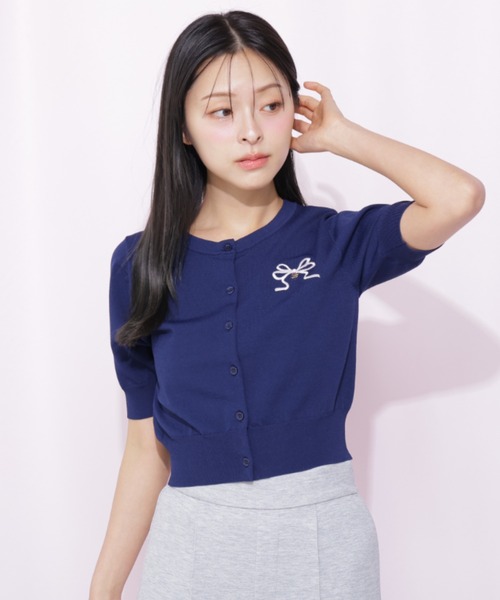 JILL by JILL STUART(ジルバイジルスチュアート)の「<RIBBONシリーズ>半袖ニットカーディガン(ニット/セーター・レディース・ネイビー/レッド/ホワイト・FREE)」の4枚目の写真