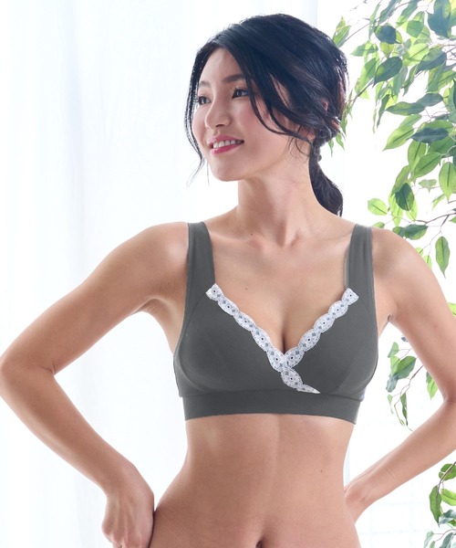 SweetMommy（スウィートマミー）の「【日本製】伝説の授乳ブラ 美胸 ノンワイヤー ブラジャー [産前産後] [産婦人科医推奨]（マタニティウェア/グッズ・レディース・ブラック/サックスブルー/ベビーピンク/パープル/ピンク/グレー/イエロー/ホワイト/ネイビー/ラベンダー/ブルーグリーン/ライトグレー・L/LL/3L/M/X-LARGE/XX-LARGE/XL/XXL/3L(UB-)）」の4枚目の写真