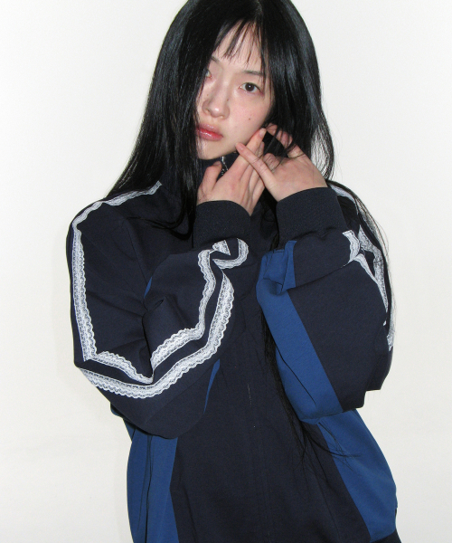 AMESWORLDWIDE(アメスワールドワイド)の「LACE TRACK ZIP-UP NAVY(その他アウター・レディース・その他・FREE)」の6枚目の写真