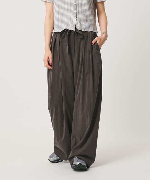 BEAUTY&YOUTH UNITED ARROWS(ビューティーアンドユースユナイテッドアローズ)の「セルロースブレンド ベルトループ ワイドパンツ ウォッシャブル(その他パンツ・レディース・ダークグレー/ダークブラウン/ベージュ・S/XS/M)」の20枚目の写真