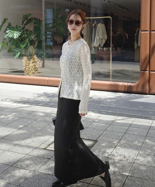 merrylatte(メリーラテ)の「フロントホックレーストップス(カーディガン/ボレロ・レディース・アイボリー・MEDIUM)」の3枚目の写真