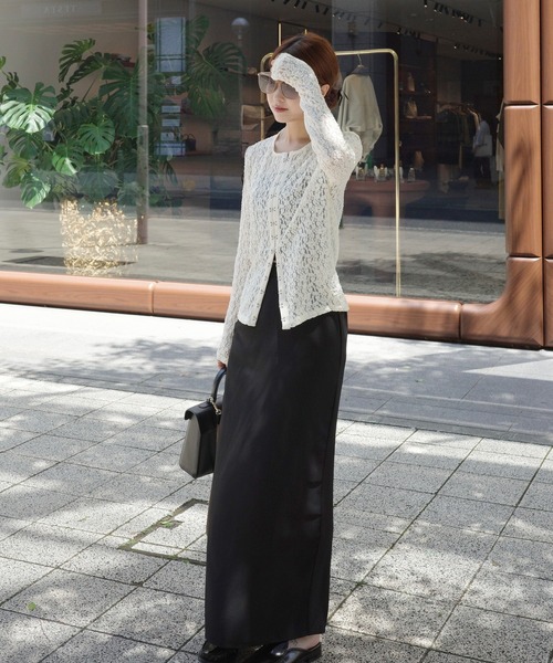 merrylatte(メリーラテ)の「フロントホックレーストップス(カーディガン/ボレロ・レディース・アイボリー・MEDIUM)」の4枚目の写真