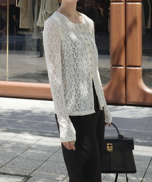 merrylatte(メリーラテ)の「フロントホックレーストップス(カーディガン/ボレロ・レディース・アイボリー・MEDIUM)」の8枚目の写真