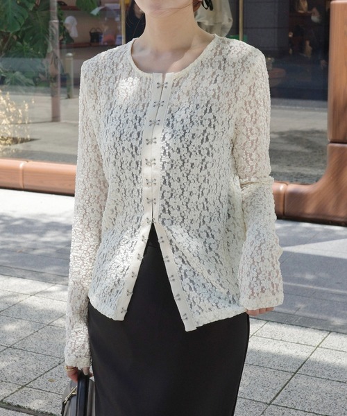 merrylatte(メリーラテ)の「フロントホックレーストップス(カーディガン/ボレロ・レディース・アイボリー・MEDIUM)」の14枚目の写真