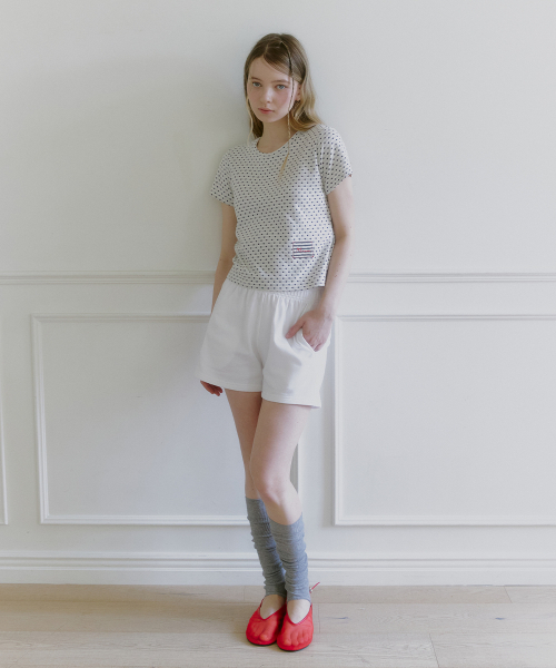 MICANE(ミケーネ)の「モニンデイリースウェットショーツ(その他パンツ・レディース・アイボリー/ブラック/ライトグレー・LARGE/SMALL/MEDIUM/X-LARGE)」の6枚目の写真