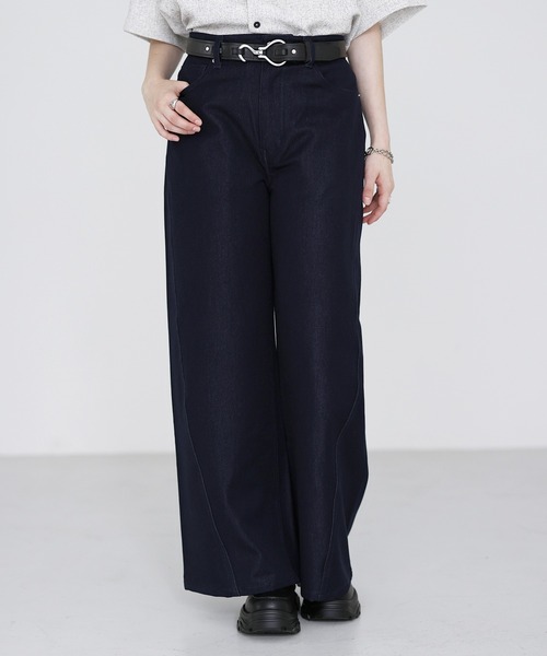 SOCCE(ソーシー)の「シームカーブTRデニムパンツ(デニムパンツ・メンズ・ブラック/ブルー・L/M/S/XL)」の2枚目の写真