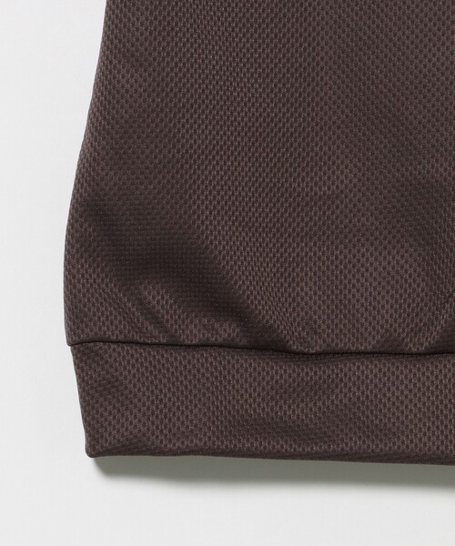 BEAMS GOLF(ビームスゴルフ)の「ORANGE LABEL / メッシュ 異素材コンビ モックネックシャツ(スウェット・レディース・ネイビー/ブラウン・LARGE/MEDIUM/SMALL)」の11枚目の写真