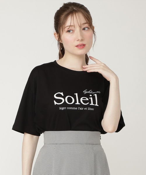 SWINGLE(スウィングル)の「【6/5発売】オーバーサイズコットンロゴTシャツ(Tシャツ/カットソー・レディース・ブラック/オフホワイト・FREE)」の2枚目の写真