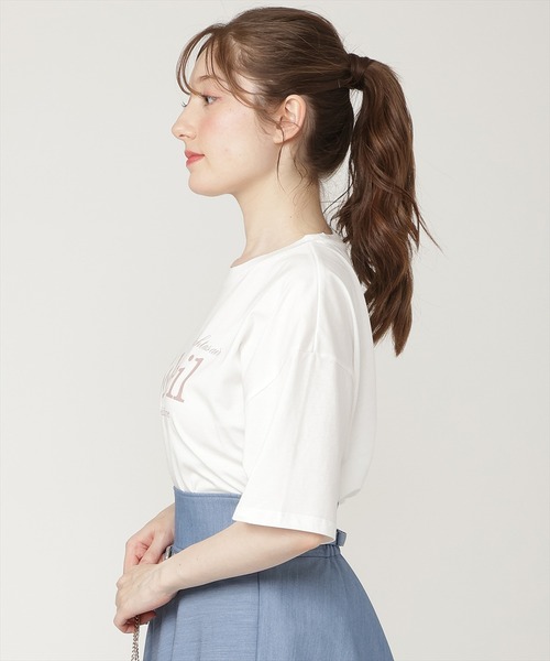 SWINGLE(スウィングル)の「【6/5発売】オーバーサイズコットンロゴTシャツ(Tシャツ/カットソー・レディース・ブラック/オフホワイト・FREE)」の6枚目の写真
