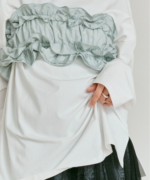 W:Huku(フーク)の「ビスチェ セット ロング Tシャツ / Layered Look: Frill Bustier & Long Sleeve Top(Tシャツ/カットソー・レディース・ライトブラウン/オフホワイト・FREE)」の18枚目の写真