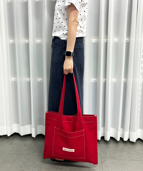 DER KOFFER（デルコッファー）の「SHOPPER POCKET BAG [RED]（エコバッグ/サブバッグ・レディース・その他・FREE）」の2枚目の写真