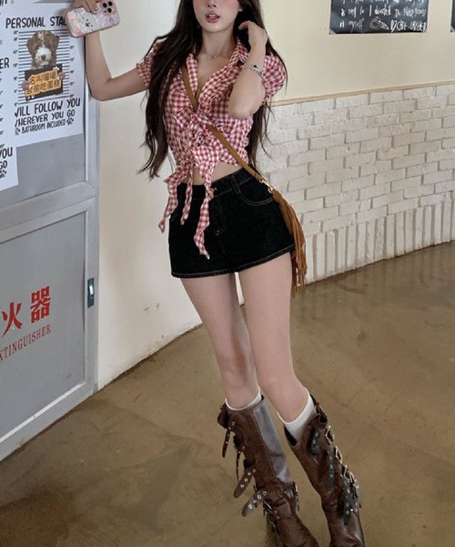 HALEY PESCA（ヘーリーペスカ）の「HALEY PESCA/フロントタイギンガムチェック　パフスリーブトップス（Tシャツ/カットソー・レディース・レッド・MEDIUM/SMALL）」の3枚目の写真