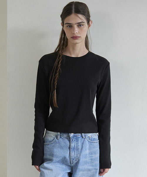 AENE（エイネ）の「エイ ロングスリーブTシャツ（チャコール）（Tシャツ/カットソー・レディース・チャコール・SMALL/MEDIUM）」の2枚目の写真