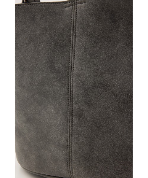 MOUSSY(マウジー)の「【26年AW新作】【EC限定】ONE HANDLE BUCKET バッグ(ショルダーバッグ・レディース・ブラウン/ライトブラック・FREE)」の5枚目の写真