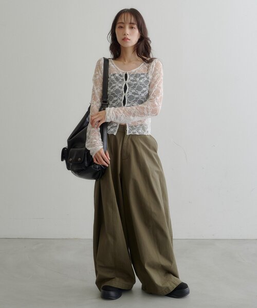Kastane(カスタネ)の「【7.18(土)12:00発売/3サイズ展開】バレルレッグツイルパンツ(その他パンツ・レディース・ブラウン/ベージュ/カーキ・2/1/0)」の4枚目の写真