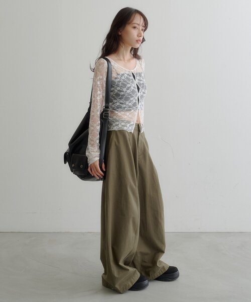 Kastane(カスタネ)の「【7.18(土)12:00発売/3サイズ展開】バレルレッグツイルパンツ(その他パンツ・レディース・ブラウン/ベージュ/カーキ・2/1/0)」の6枚目の写真