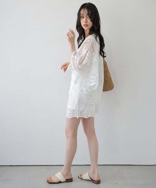 La-gemme(ラジェム)の「シアーレースブラウス(シャツ/ブラウス・レディース・ホワイト系1/ホワイト系2/ベージュ系2・フリー)」の4枚目の写真