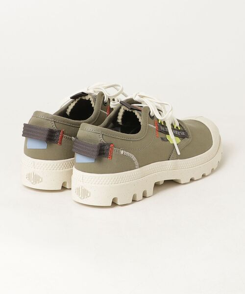 PALLADIUM(パラディウム)の「PAMPA OX RE-CRAFT ローカット スニーカー(スニーカー・メンズ・オフホワイト/カーキ/ベージュ/ブラック・26cm/27.5cm/27cm/28cm/23cm/24.5cm/24cm/25.5cm/25cm/26.5cm/23.5cm/22.5cm)」の6枚目の写真