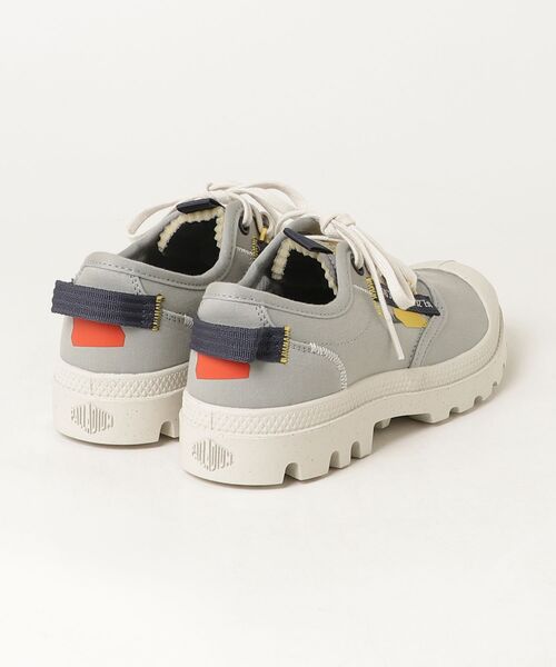 PALLADIUM(パラディウム)の「PAMPA OX RE-CRAFT ローカット スニーカー(スニーカー・メンズ・オフホワイト/カーキ/ベージュ/ブラック・26cm/27.5cm/27cm/28cm/23cm/24.5cm/24cm/25.5cm/25cm/26.5cm/23.5cm/22.5cm)」の9枚目の写真