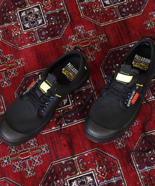 PALLADIUM(パラディウム)の「PAMPA OX RE-CRAFT ローカット スニーカー(スニーカー・メンズ・オフホワイト/カーキ/ベージュ/ブラック・26cm/27.5cm/27cm/28cm/23cm/24.5cm/24cm/25.5cm/25cm/26.5cm/23.5cm/22.5cm)」の2枚目の写真