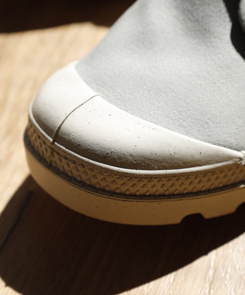 PALLADIUM(パラディウム)の「PAMPA OX RE-CRAFT ローカット スニーカー(スニーカー・メンズ・オフホワイト/カーキ/ベージュ/ブラック・26cm/27.5cm/27cm/28cm/23cm/24.5cm/24cm/25.5cm/25cm/26.5cm/23.5cm/22.5cm)」の21枚目の写真