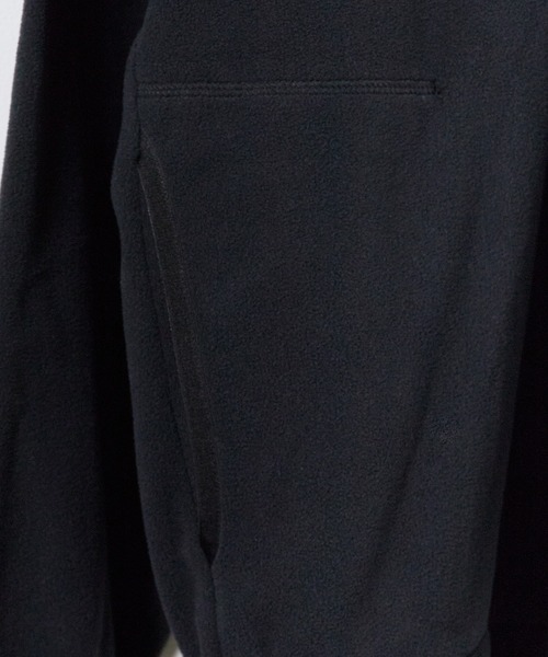 NANGA(ナンガ)の「NANGA/ナンガ AIR WARM FLEECE TOPS エアーウォームフリーストップス スウェット トレーナー ハイネック スタンドネック メンズ レディース 2026年 秋 秋服 冬 冬服(スウェット・メンズ・ブラック・S/M/L/XL)」の5枚目の写真