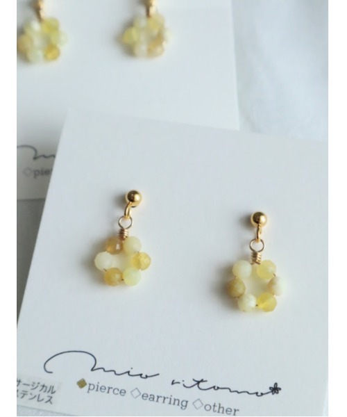 tone（トーン）の「【mio ritomo】ichika イエローオパール 小花ピアス(MA)（ピアス（両耳用）・レディース・ゴールド・FREE）」の3枚目の写真