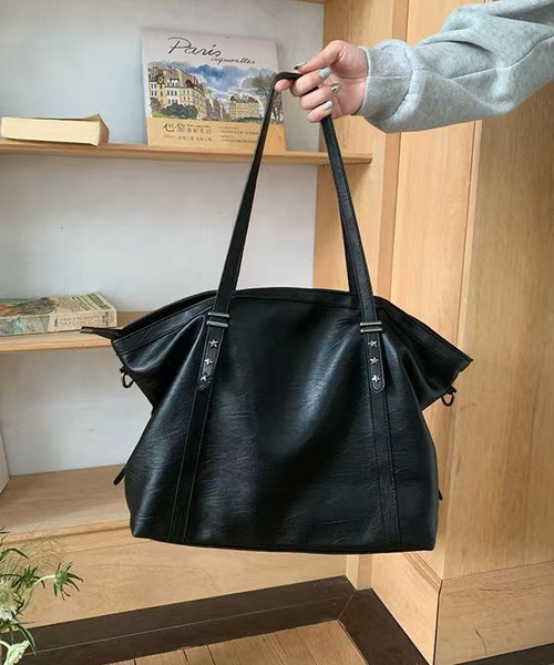 WESTSEA（ウエストシー）の「星スタッズ A4収納 2WAYフェイクレザートートバッグ／大容量 ショルダーバッグ（トートバッグ・レディース・ブラック/ワイン・FREE）」の6枚目の写真