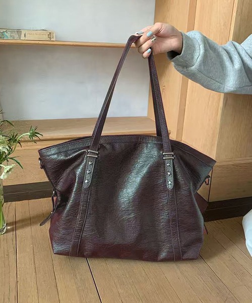 WESTSEA（ウエストシー）の「星スタッズ A4収納 2WAYフェイクレザートートバッグ／大容量 ショルダーバッグ（トートバッグ・レディース・ブラック/ワイン・FREE）」の11枚目の写真