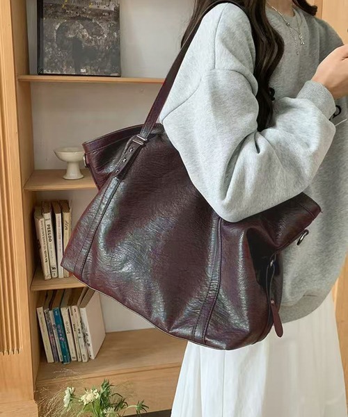 WESTSEA（ウエストシー）の「星スタッズ A4収納 2WAYフェイクレザートートバッグ／大容量 ショルダーバッグ（トートバッグ・レディース・ブラック/ワイン・FREE）」の8枚目の写真
