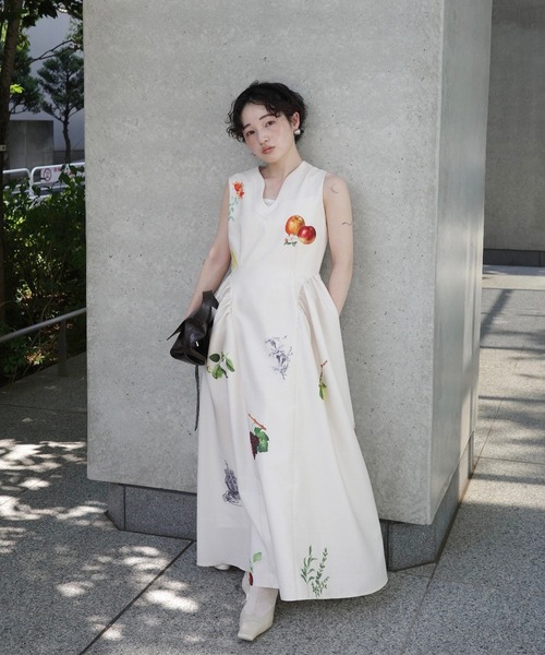 Ameri(アメリ)の「ELEANOR LINEN LIKE DRESS(ドレス・レディース・ブラウン/ブラック/アイボリー・SMALL/MEDIUM)」の19枚目の写真