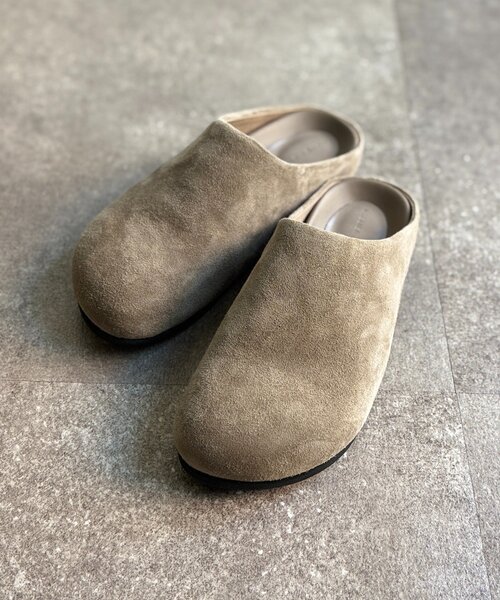 DouDou(ドゥドゥ)の「スエードサボ(その他シューズ・レディース・ブラック/グレー・SMALL/LARGE/MEDIUM)」の9枚目の写真