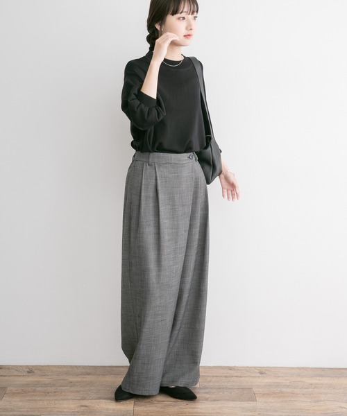 ITEMS URBANRESEARCH(アイテムズ アーバンリサーチ)の「ラップワイドパンツ(その他パンツ・レディース・ブラウン/ブラック・SMALL/MEDIUM)」の3枚目の写真