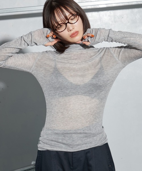 OFROOM(オフルーム)の「【2026秋冬新作】Sheer Long Sleeve Turtle|シアーロングスリーブタートル(Tシャツ/カットソー・レディース・レッド/チャコールグレー/ホワイト/ネイビー/グレー/ブラック・FREE)」の5枚目の写真