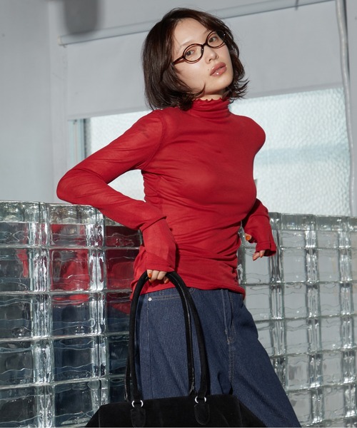 OFROOM(オフルーム)の「【2026秋冬新作】Sheer Long Sleeve Turtle|シアーロングスリーブタートル(Tシャツ/カットソー・レディース・レッド/チャコールグレー/ホワイト/ネイビー/グレー/ブラック・FREE)」の18枚目の写真