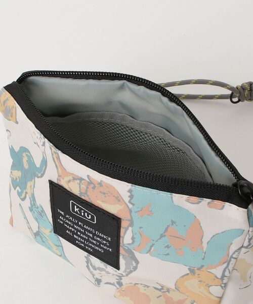 KiU（キウ）の「キウ KiU PARACORD SACOCHE POUCH（ショルダーバッグ・レディース・その他・ONE SIZE）」の4枚目の写真