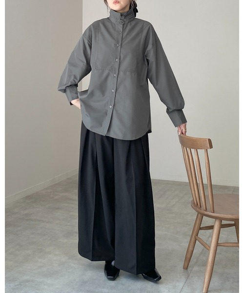 She's Closet(シーズクローゼット)の「2WAY レギュラーカラー スタンドネック シャツ ブラウス(シャツ/ブラウス・レディース・ブラウン/チャコールグレー/ホワイト/ブルー・FREE)」の14枚目の写真